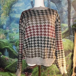 cute vintage 90s houndstooth patterned
